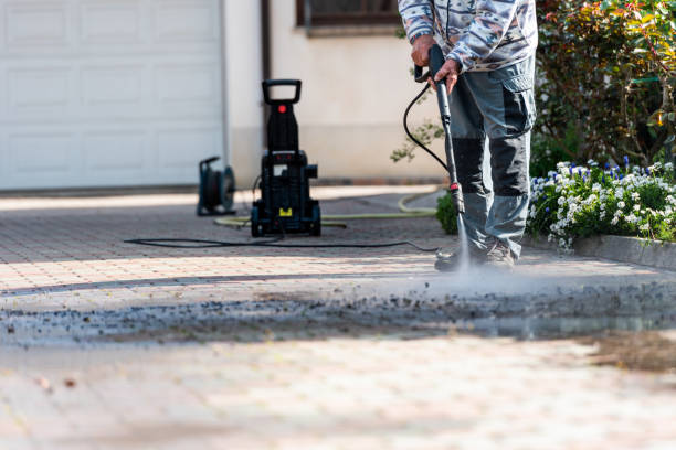 Why Choose Our Certified Pressure Washing Experts for Your Project Needs in Holiday Island, AR?